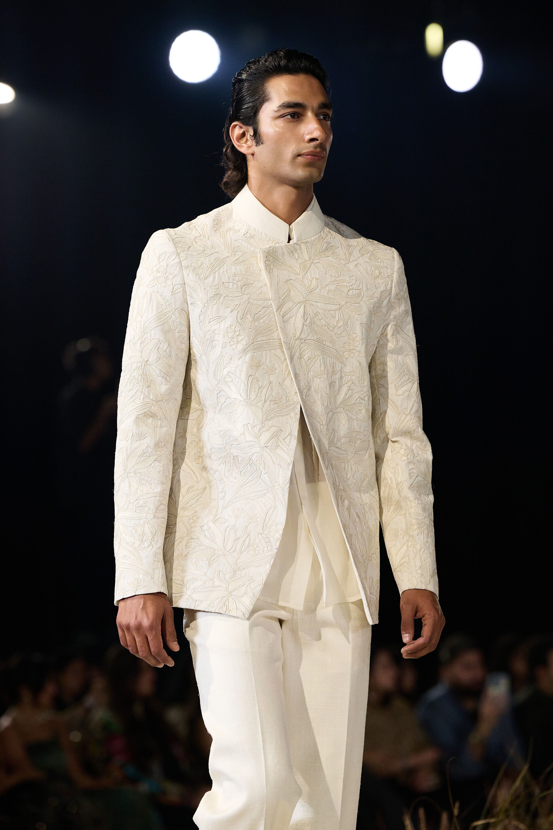 Idril Embroidered Cord Jacket Set - Off White